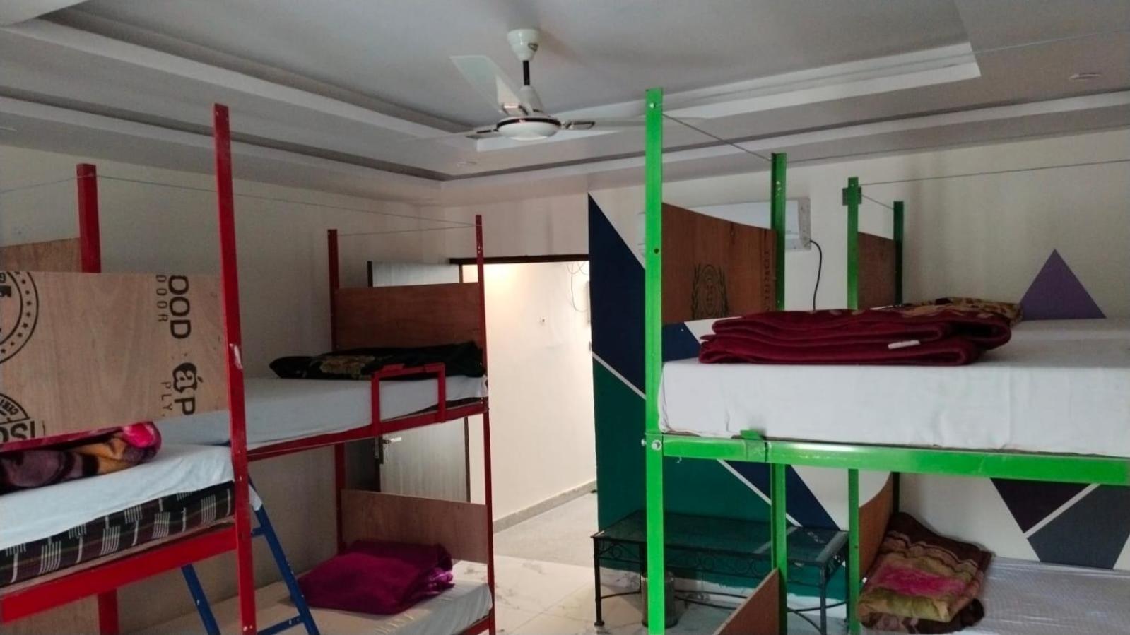 Bonfire Hostels ริชิเคช ภายนอก รูปภาพ