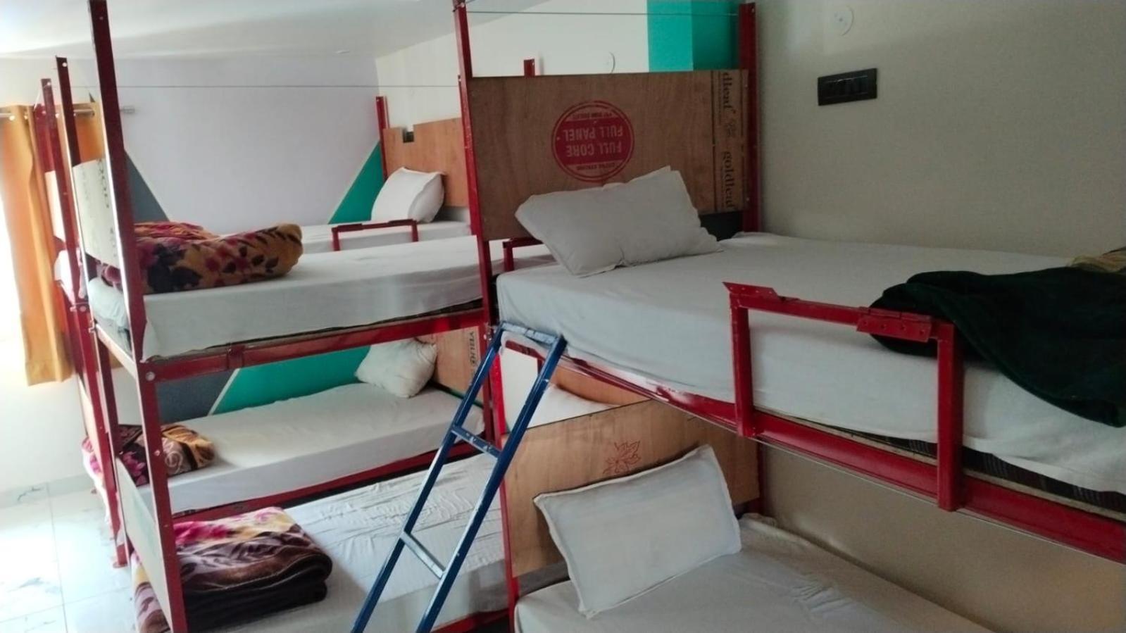 Bonfire Hostels ริชิเคช ภายนอก รูปภาพ